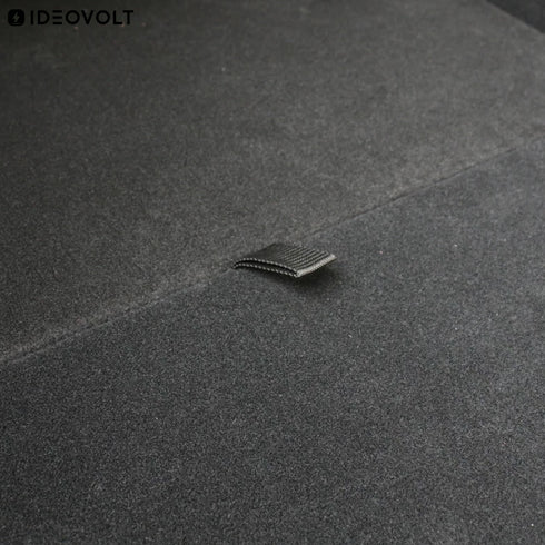 Boucle d'ouverture sous-coffre pour Model Y